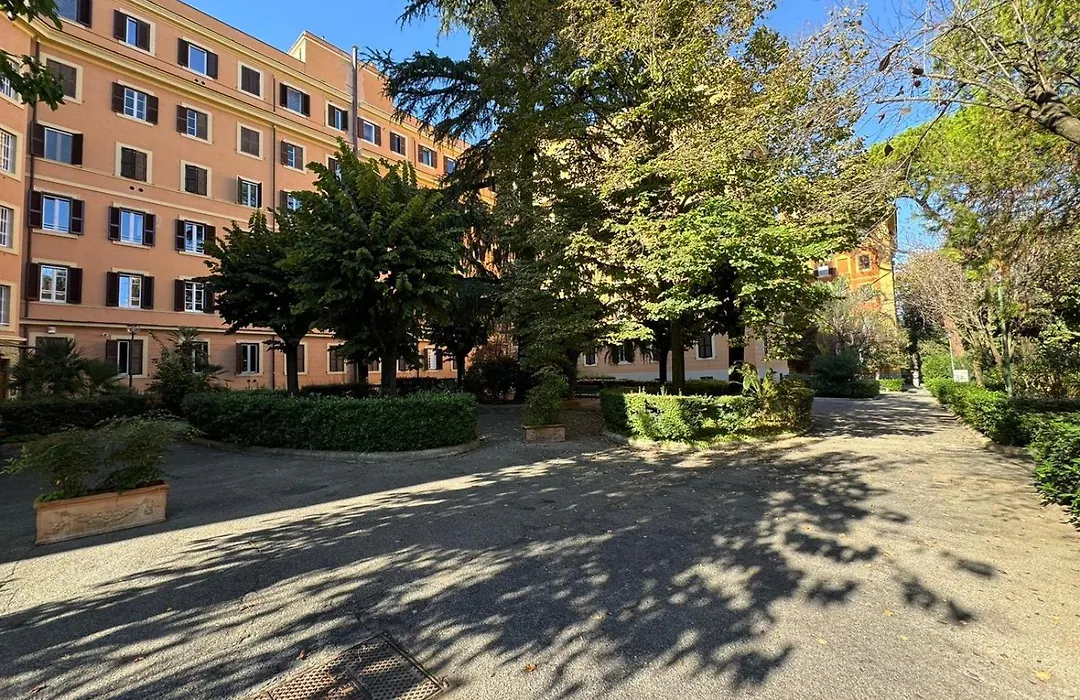 Green Oasis in Villa Riccio-1
